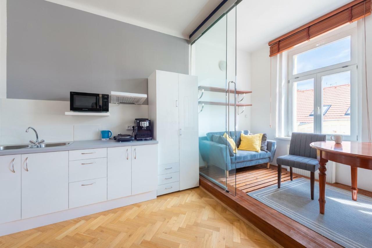 Modern Apartment Few Steps From Centre Prag Dış mekan fotoğraf
